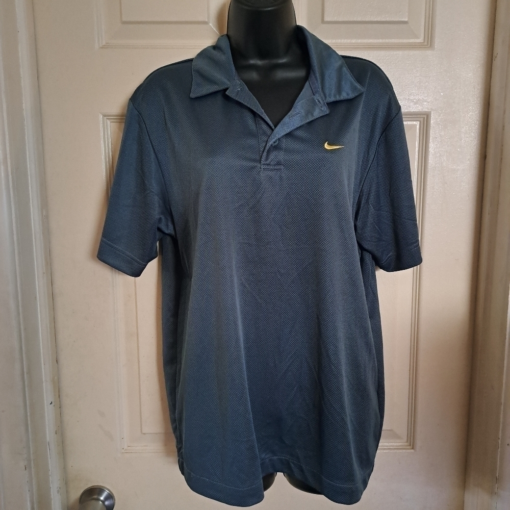 Nike men's polo shirt size medium